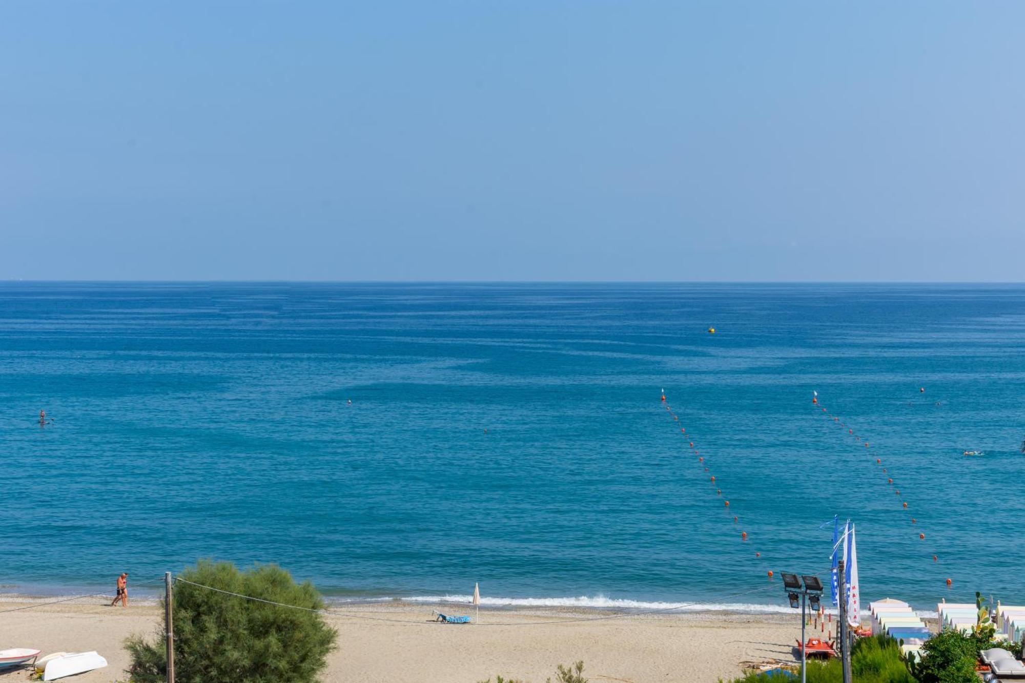 B&B Hotel Savona Kültér fotó