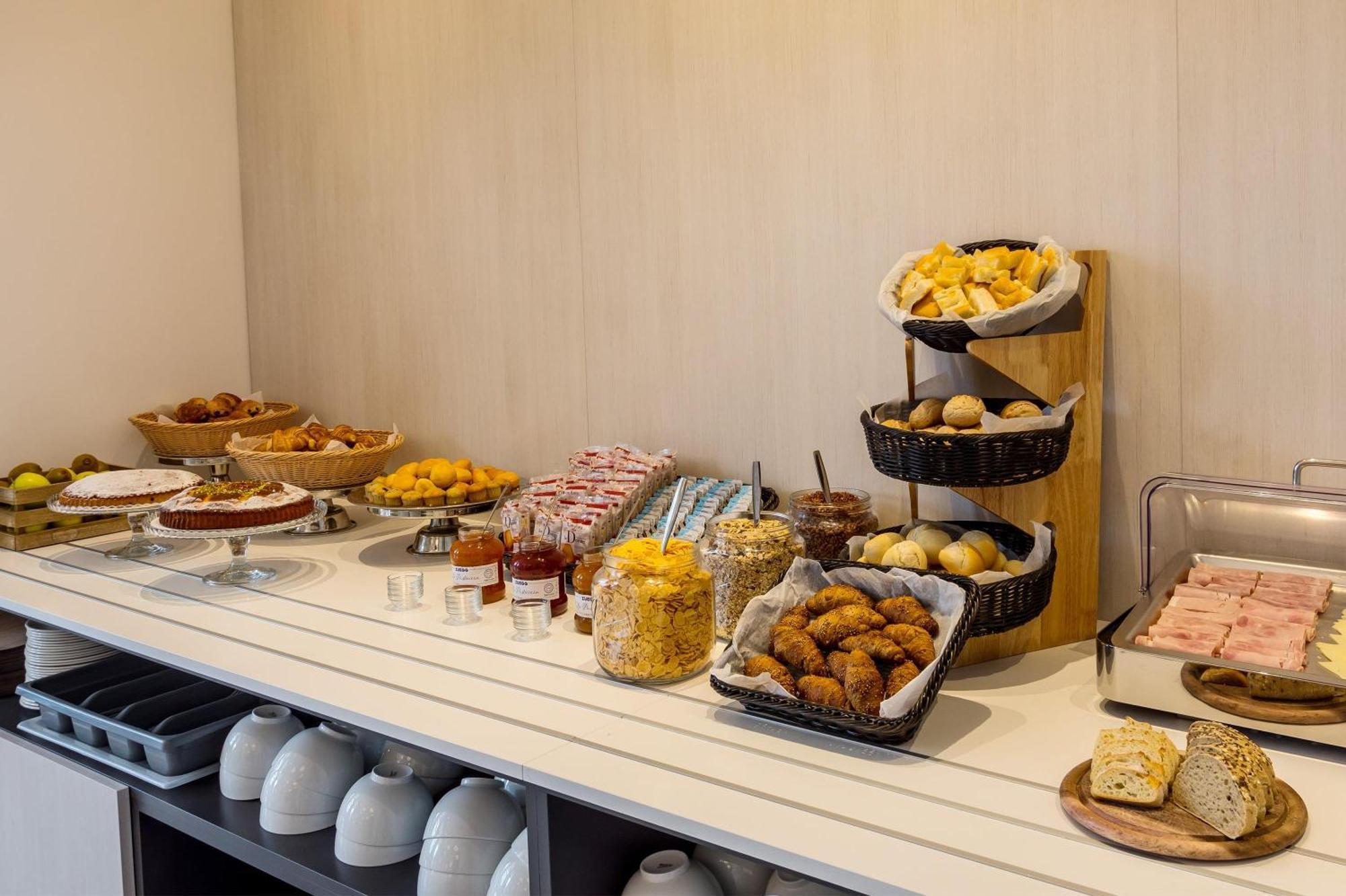 B&B Hotel Savona Kültér fotó